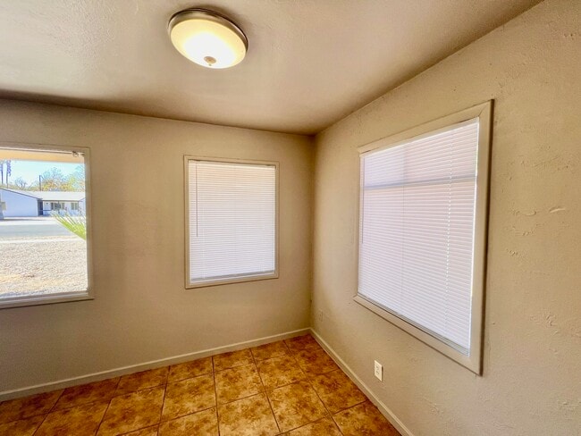 Photo - 313 S 23rd Ave