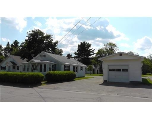 Photo - 319 Brunswick St