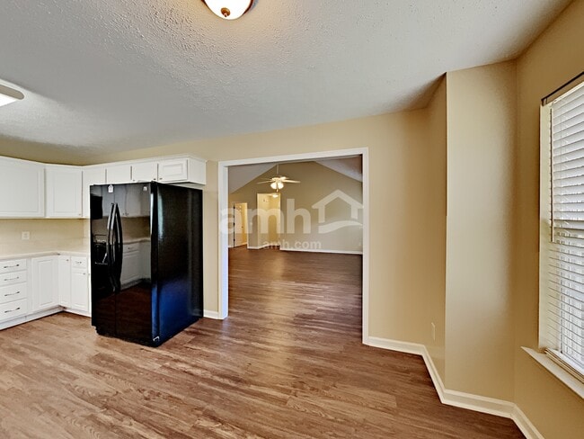Photo - 1219 Murray Ct