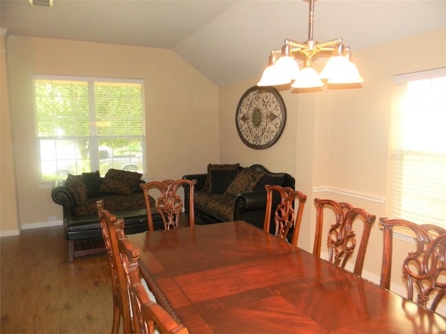 Photo - 1716 Kittyhawk Dr