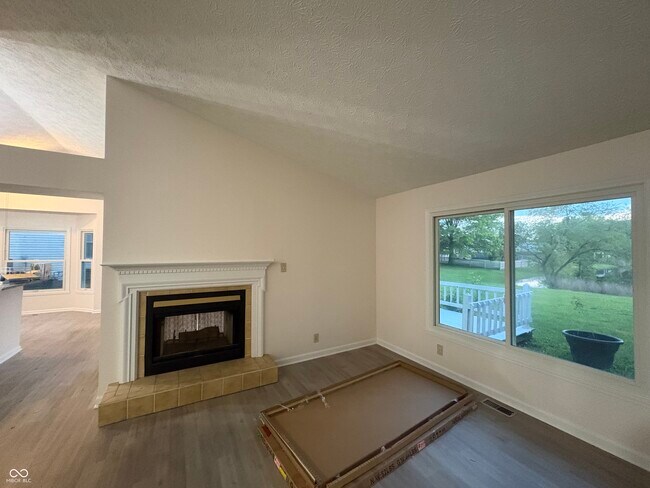 Photo - 7630 Lippincott Way