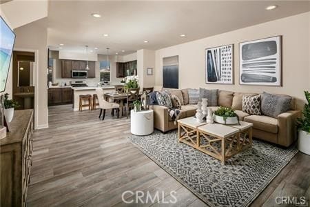 Photo - 711 Highline Way