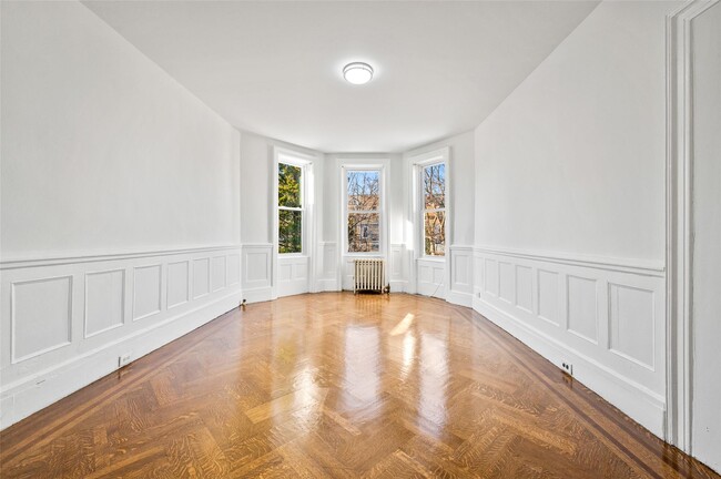 Photo - 312 8th St Townhome