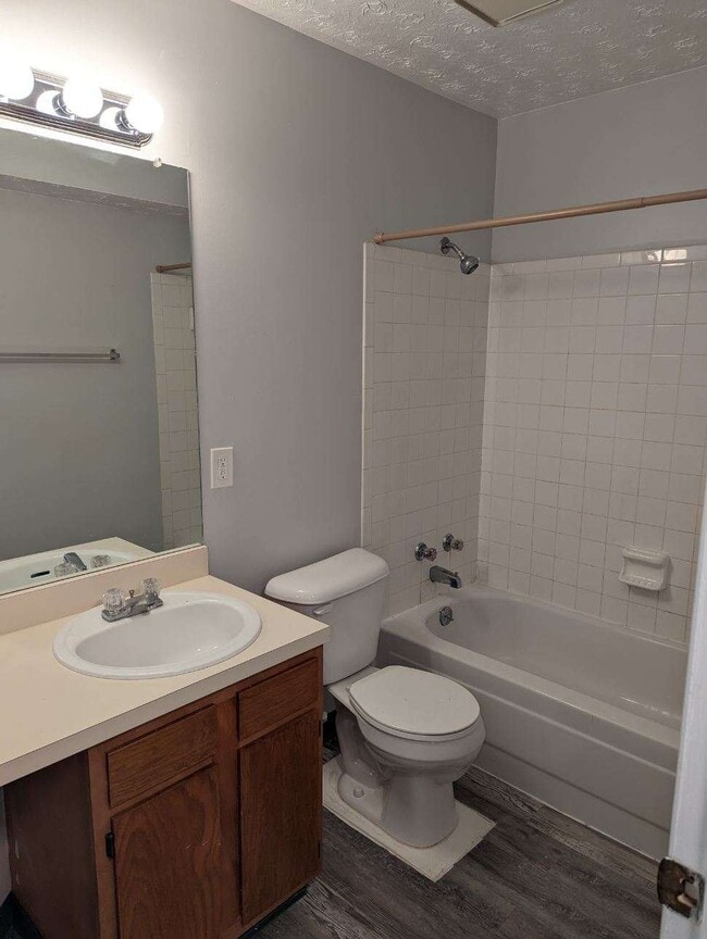 Photo - 7008 Ohio Ave