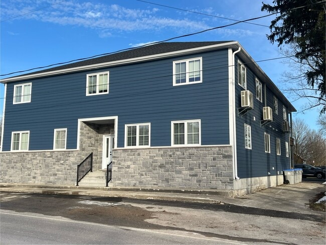 Building Photo - 85118 Ethel Line Unit # 1