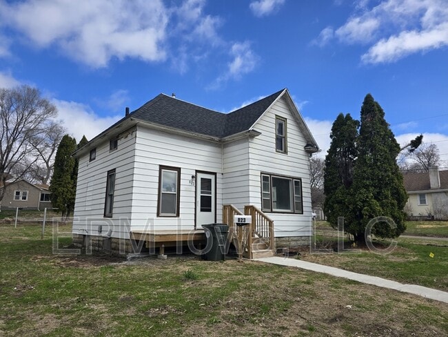 Building Photo - 823 Glenwood St