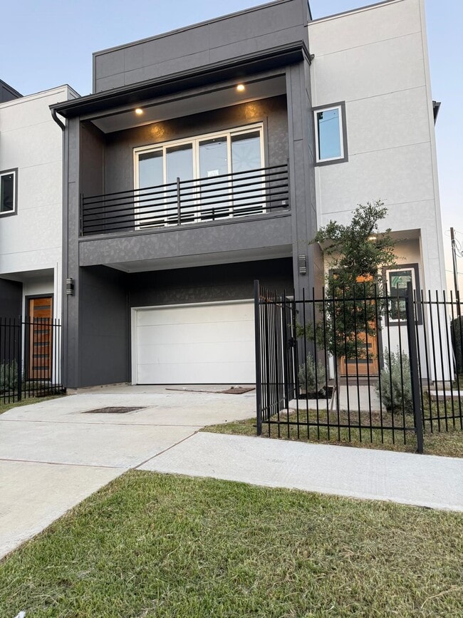 Photo - 6844 Del Rio St