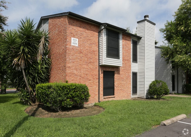 Photo - Hillcrest Village