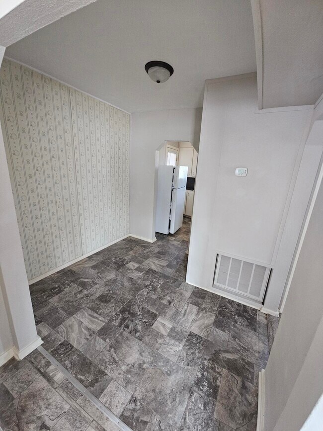 Photo - 119 N 38th St