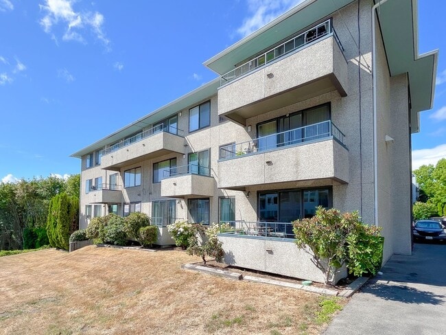 Building Photo - Updated Beacon Hill 1bd/1bth Condo, $1,650/mo. Unit 207