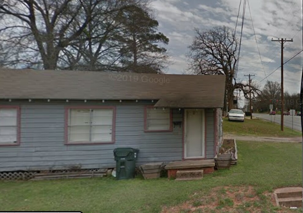 2001 n grand ave Townhome Townhome Rental in Tyler TX