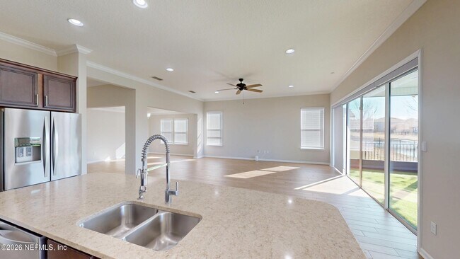 Photo - 15790 Whitebark Dr