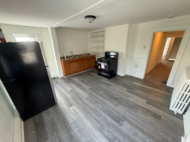 Photo - 1303-1303.5-13035 Penn Ave Unit Apt C