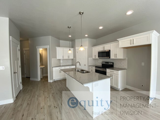 Photo - 16102 S Truss Dr