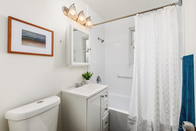 Bathroom - 7437 Hyatt St Unit 7437 Hyatt