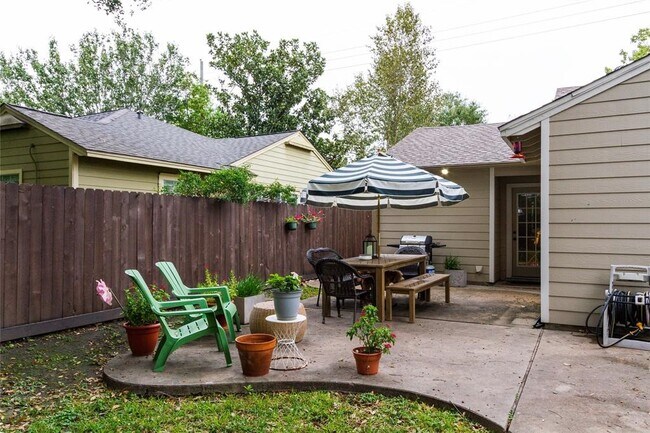 Photo - 4607 Pine St