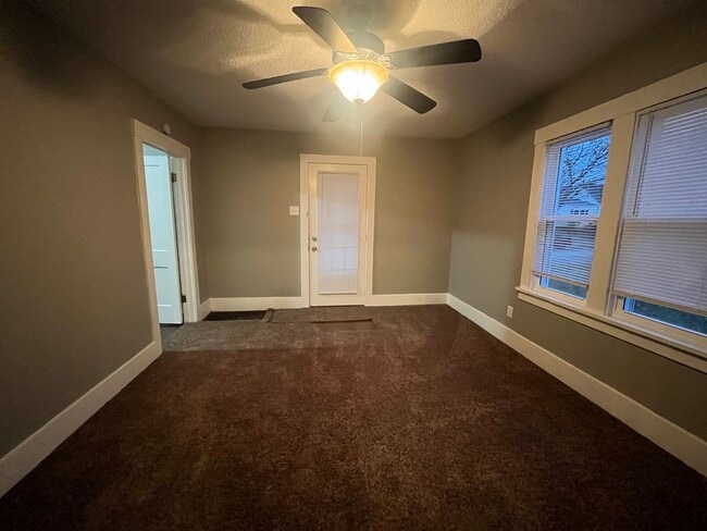 Photo - 2506 Clara Ave