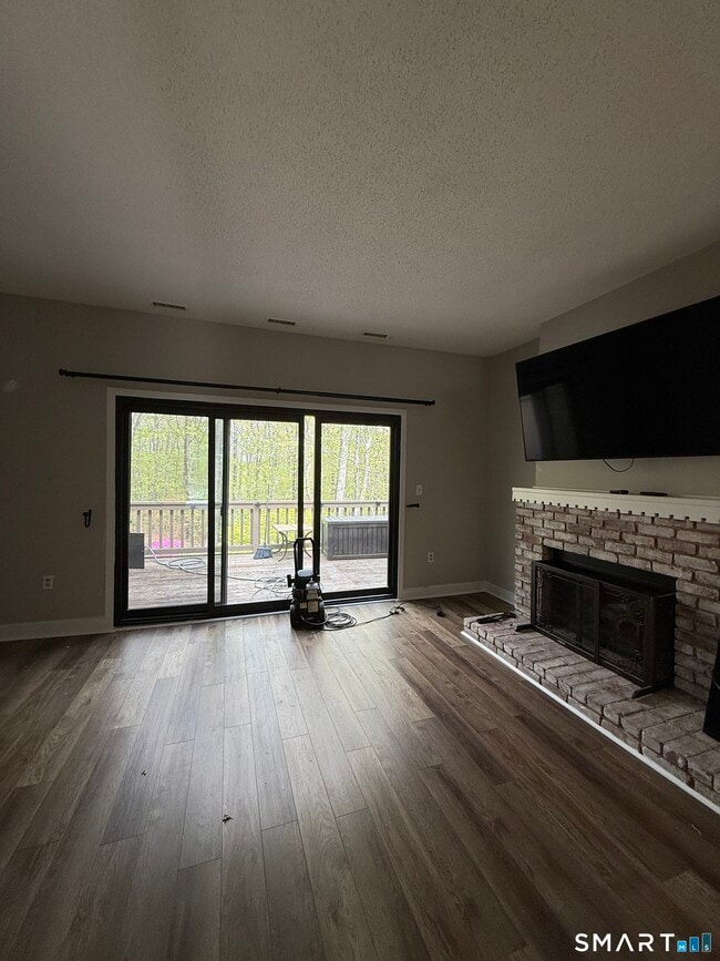 Photo - 132 Farmington Chase Crescent Unit 132