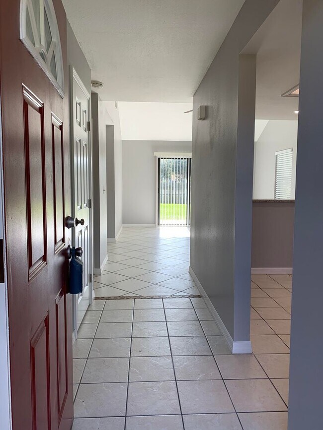 Photo - Beautiful and Updated 2/2 in Kissimmee