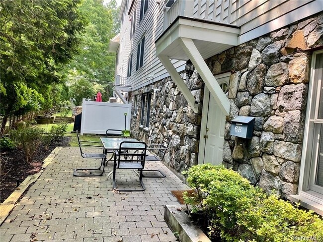 Photo - 29 Carpenter Ave Unidad B6