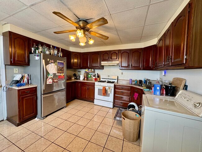 Photo - 116 Webster St Unidad 3