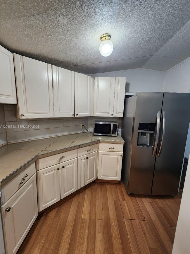 Photo - 5864 Cartier Rd