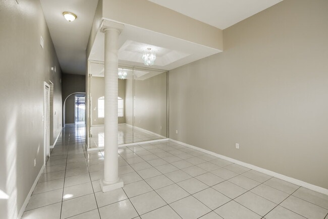 Photo - 16901 SW 141st Ct