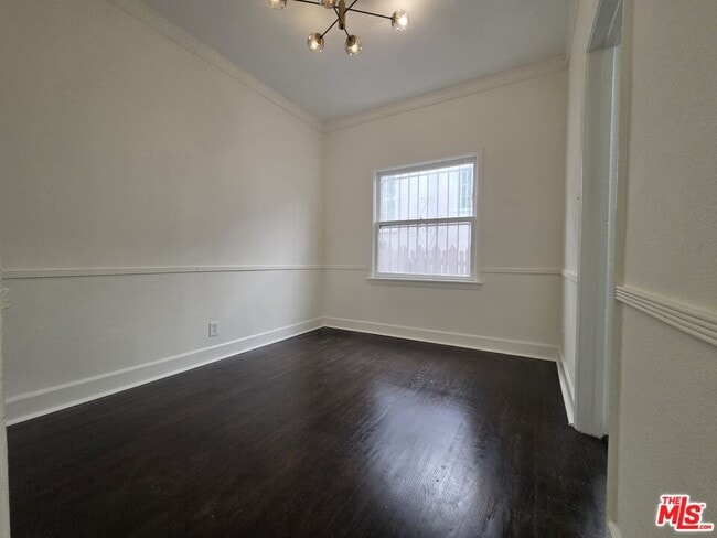 Photo - 107 N Sweetzer Ave Unidad 3/4