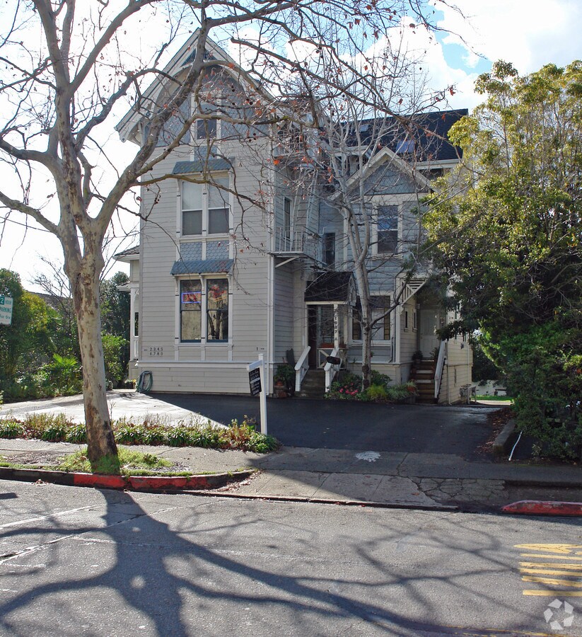 Photo - 1607 5th Ave