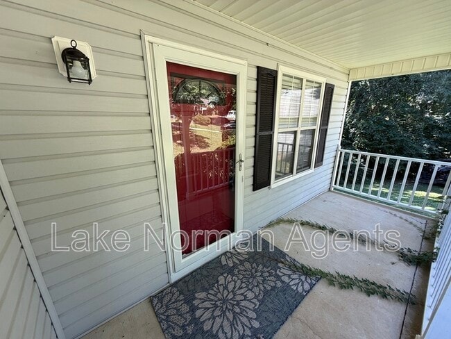 Photo - 8006 Maxwelton Dr