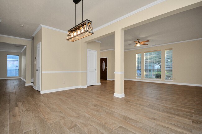 Photo - 20210 Black Canyon Dr