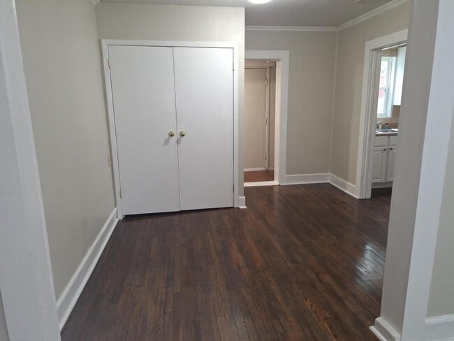 Photo - 506 E Main St