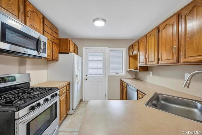 Photo - 59 Andover Ln