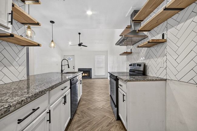 Photo - 4530 Stanford Ct