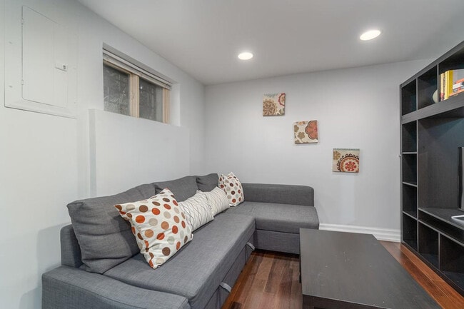 Photo - 1344 Potomac Ave SE Unit ID1034734P