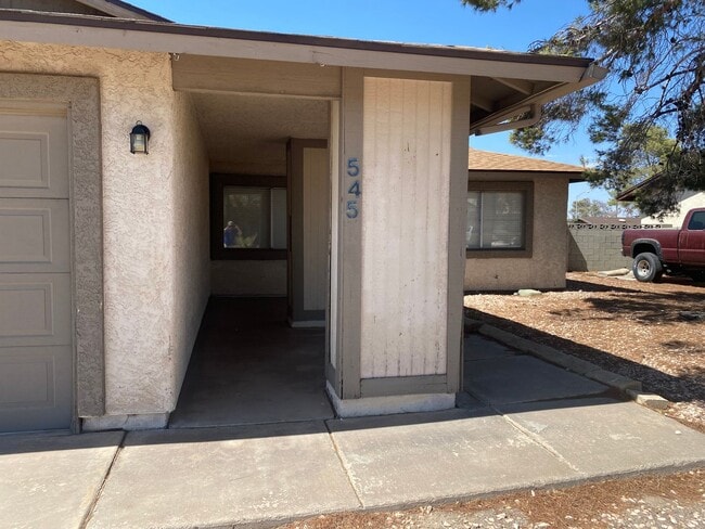 Photo - Henderson!!! 4 Bedrooms!! Single Story!! 2 car garage!! Big Back Yard!!! No HOA!! All Appliances!!