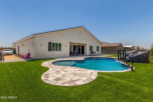 Building Photo - 5314 N 182nd Ln