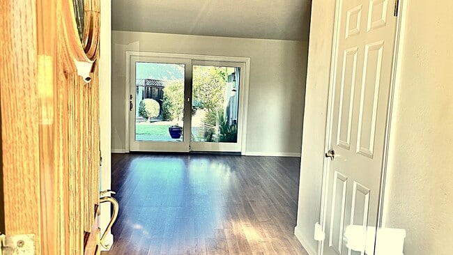 Photo - 124 Lester Ln