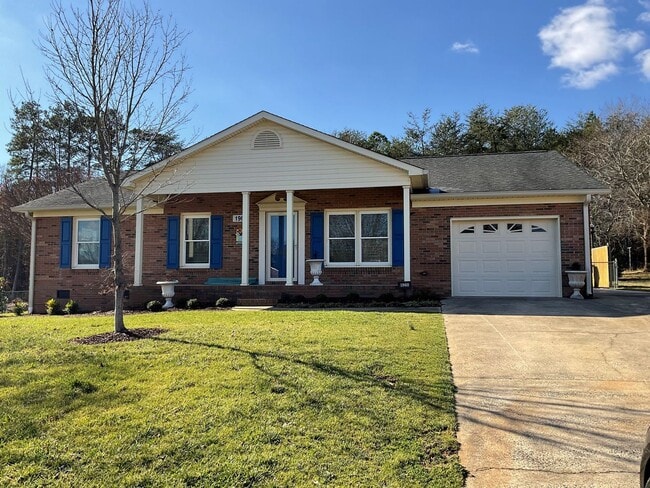 Building Photo - Coming soon! This is a Must See!! Beautiful three bedroom two full bath completely renovated!!