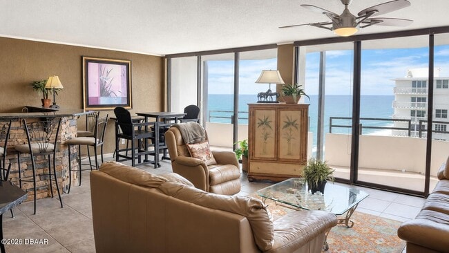 Photo - 2828 N Atlantic Ave Unidad 1504