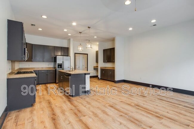 Photo - 614 Tennessee St Unit #204