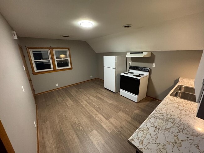 Photo - 5102 S Nicholson Ave