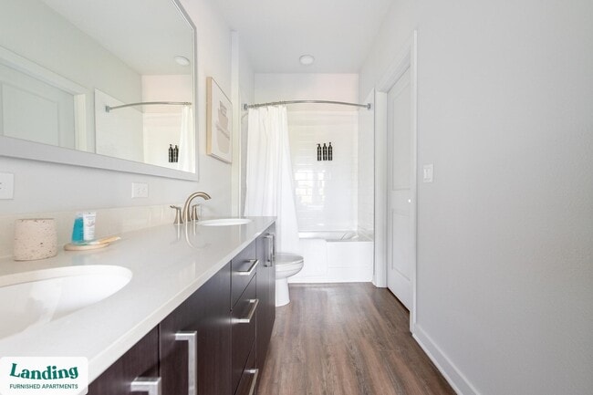 Photo - 1225 Utica Dr Unidad 1-314