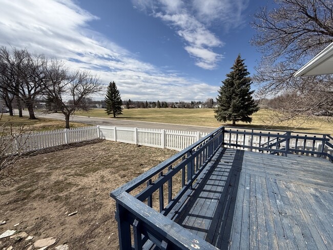 Photo - 628 3rd Ave NW