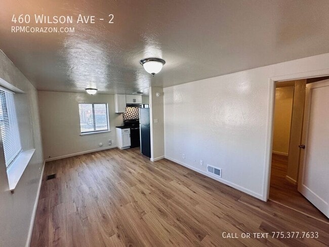Photo - 460 Wilson Ave Unit 2