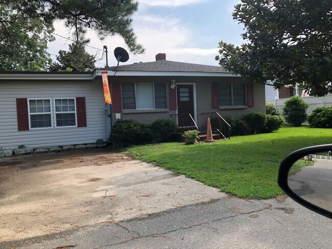 Photo - 107 Smith St