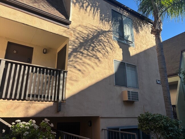 Building Photo - 7942 Mission Center Ct Unit C