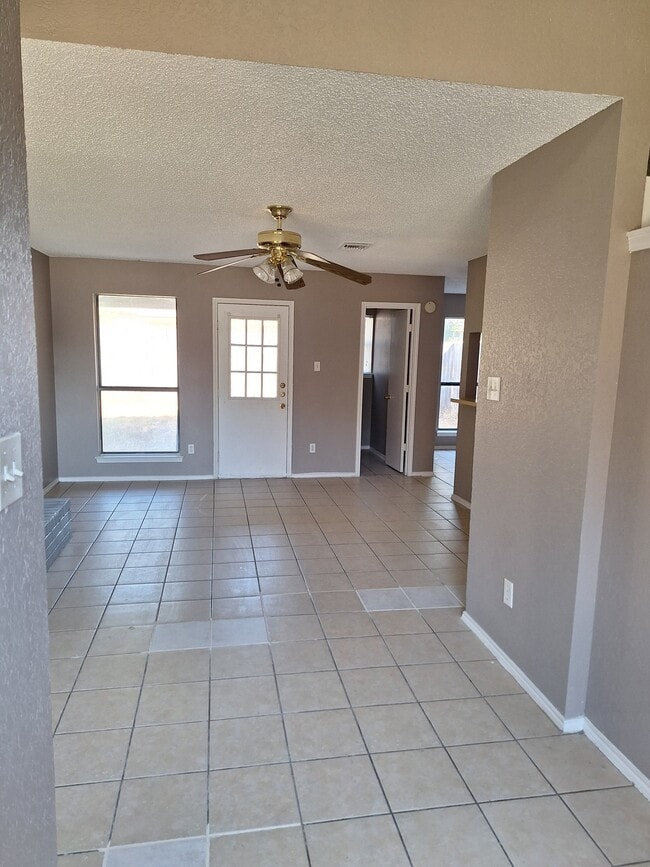 4525 Compass Ct