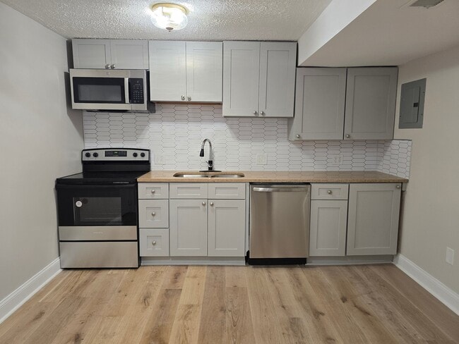 Photo - 11714 Balsamwood Terrace