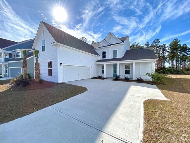 Building Photo - Stunning 6 bedroom in Cane Bay loaded with... Rental